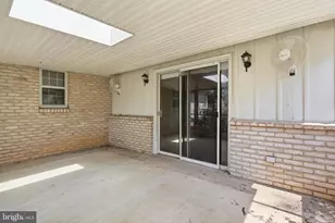 11911 Sycamore Dr, Hagerstown, MD 21742 - Photo 16