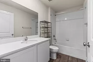 672 Armstrong Ave, Hagerstown, MD 21740 - Photo 18