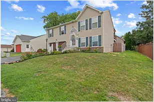 18507 Wilderness Way, Hagerstown, MD 21740 - Photo 2