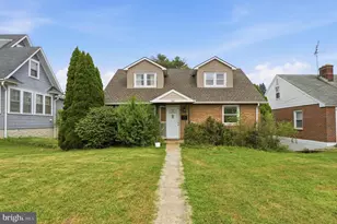 936 Pennsylvania Ave, Hagerstown, MD 21742 - Photo 2