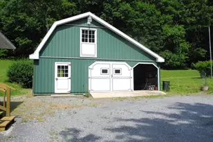 13204 Draper Rd, Clear Spring, MD 21722 - Photo 2