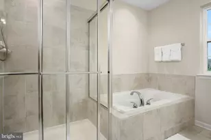 20212 Capital Ln, Hagerstown, MD 21742 - Photo 18
