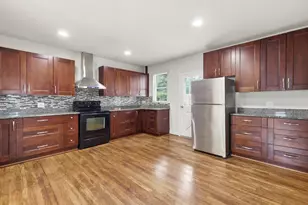 1043 Spruce St, Hagerstown, MD 21740 - Photo 6
