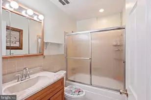 17601 Meadowood Dr, Hagerstown, MD 21740 - Photo 22