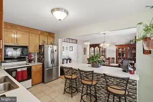 17601 Meadowood Dr, Hagerstown, MD 21740 - Photo 4