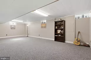 17601 Meadowood Dr, Hagerstown, MD 21740 - Photo 26