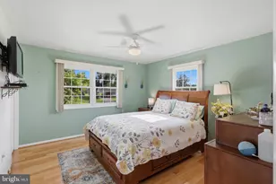 17601 Meadowood Dr, Hagerstown, MD 21740 - Photo 16