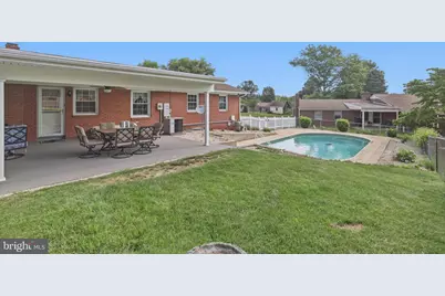 17601 Meadowood Drive, Hagerstown, MD 21740 - Photo 40