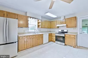 655 Security Rd, Hagerstown, MD 21740 - Photo 4