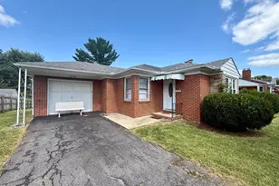 10916 Allen Ave, Hagerstown, MD 21740 - Photo 2