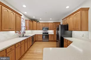 1838 Meridian Dr, Hagerstown, MD 21742 - Photo 6