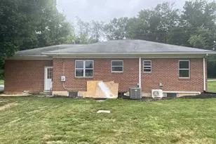 20455 Jefferson Blvd, Hagerstown, MD 21742 - Photo 2