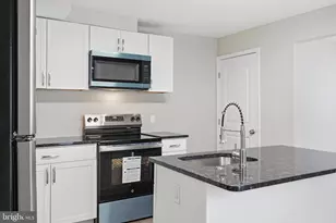 812 Dale St, Hagerstown, MD 21740 - Photo 8