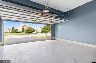 18238 Prestwick Dr, Hagerstown, MD 21740 - Photo 24