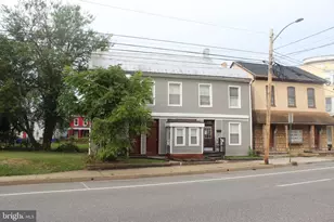 447-449 W Washington St, Hagerstown, MD 21740 - Photo 2