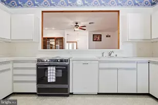 10819 Wilcox Dr, Williamsport, MD 21795 - Photo 16