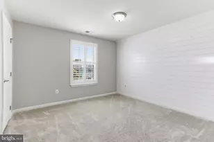 18230 Shapwick Ct, Hagerstown, MD 21740 - Photo 22