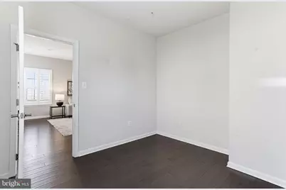 18230 Shapwick Court, Hagerstown, MD 21740 - Photo 16