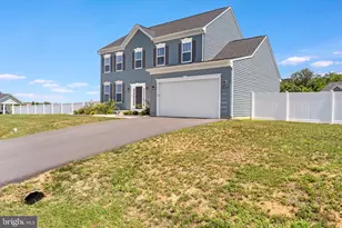 18950 Amesbury Rd, Hagerstown, MD 21742 - Photo 1