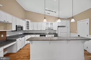 14258 Shelby Cir, Hagerstown, MD 21740 - Photo 10