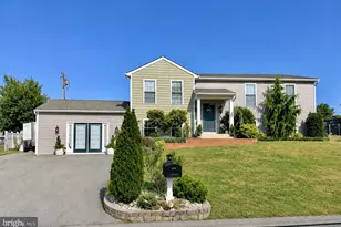 13941 Green Mountain Dr, Maugansville, MD 21767 - Photo 1