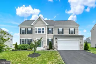18234 Petworth Cir, Hagerstown, MD 21740 - Photo 2