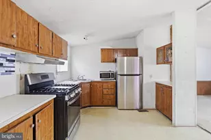 12115 Heather Dr, Hagerstown, MD 21740 - Photo 6