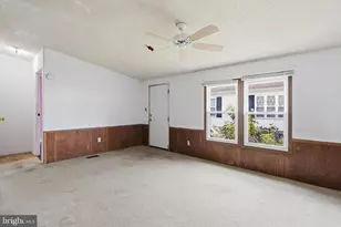 12115 Heather Dr, Hagerstown, MD 21740 - Photo 4