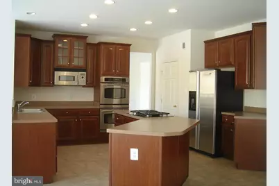 11225 Suffolk Drive, Hagerstown, MD 21742 - Photo 10