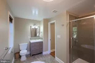 318 E Irvin Ave, Hagerstown, MD 21742 - Photo 22