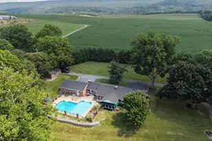 10939 Mapleville Rd, Hagerstown, MD 21742 - Photo 8