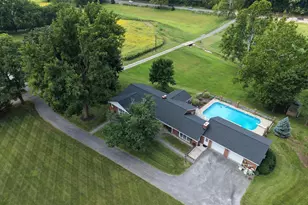 10939 Mapleville Rd, Hagerstown, MD 21742 - Photo 6