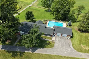 10939 Mapleville Rd, Hagerstown, MD 21742 - Photo 4