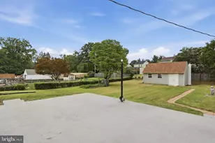 1124 Sunnyside Dr, Hagerstown, MD 21742 - Photo 26