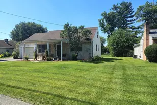 13 Haywood Cir, Hagerstown, MD 21740 - Photo 2