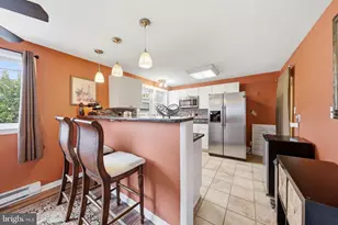 25327 Highfield Rd, Cascade, MD 21719 - Photo 10