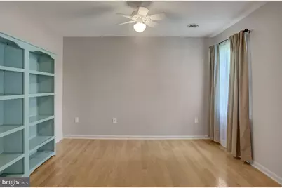 1206 S Pointe Drive, Hagerstown, MD 21740 - Photo 10
