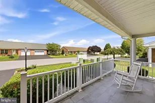 213 Winding Oak Dr, Hagerstown, MD 21740 - Photo 2