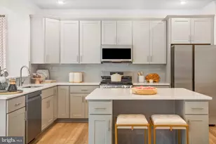 20103 Regent Cir, Hagerstown, MD 21742 - Photo 2