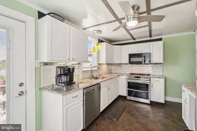 35 N Cleveland Avenue, Hagerstown, MD 21740 - Photo 2
