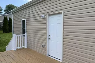 126 Fairview Dr, Hancock, MD 21750 - Photo 8