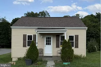 126 Fairview Drive, Hancock, MD 21750 - Photo 2
