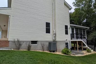 9402 Musket Ct, Hagerstown, MD 21740 - Photo 8