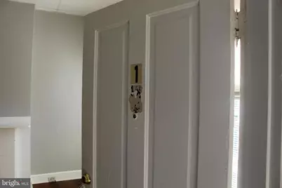 165 Summit Avenue #APT 1, Hagerstown, MD 21740 - Photo 2
