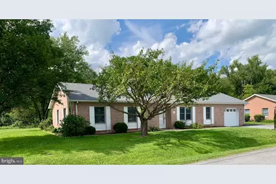 15 Plantation Drive, Hagerstown, MD 21740 - Photo 4