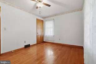 1047 Corbett St, Hagerstown, MD 21740 - Photo 16
