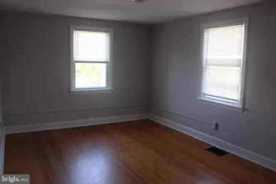 382 S Cleveland Avenue #APT 4, Hagerstown, MD 21740 - Photo 2