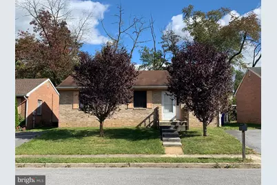 356 Yorkshire Drive, Hagerstown, MD 21740 - Photo 2
