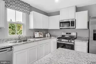 1555 Breckenridge Dr, Hagerstown, MD 21740 - Photo 4