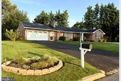 24 Springfield Lane, Williamsport, MD 21795 - Photo 2